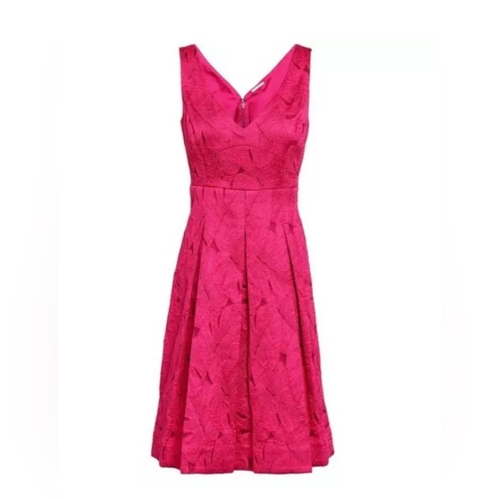 Elie Tahari Mohini Pleated V-neck Jacquard Dress